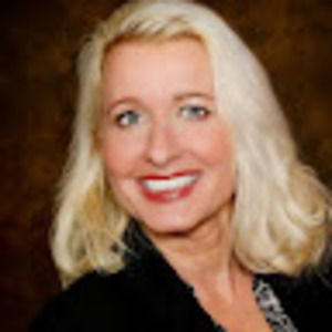 Meet your Posher, Leeann